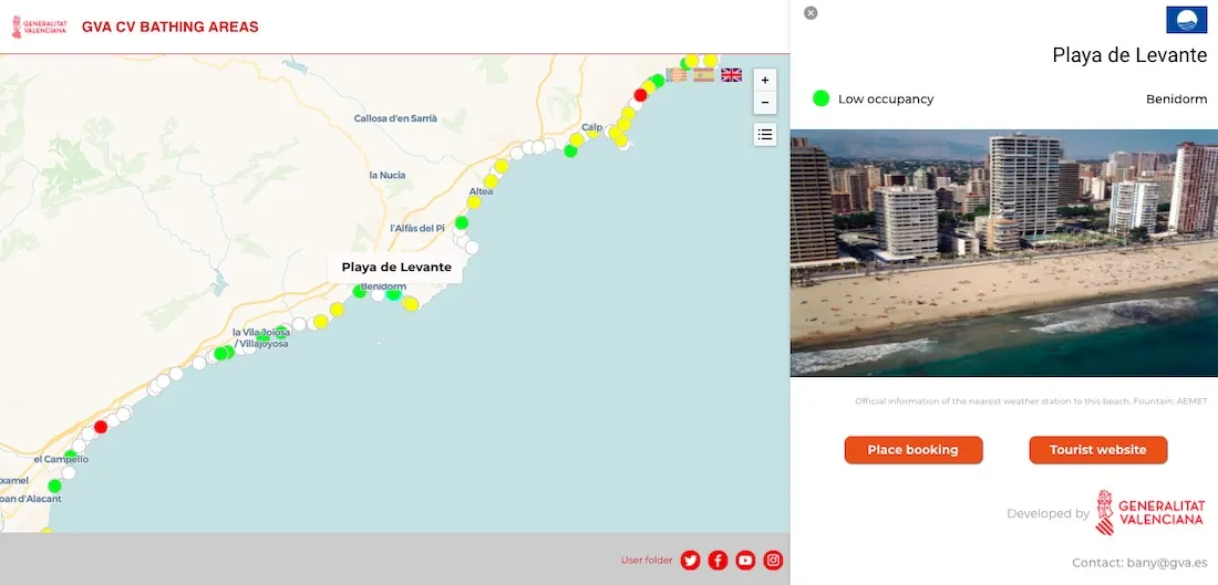 Screenshots of the Zonas de Bany CV web app